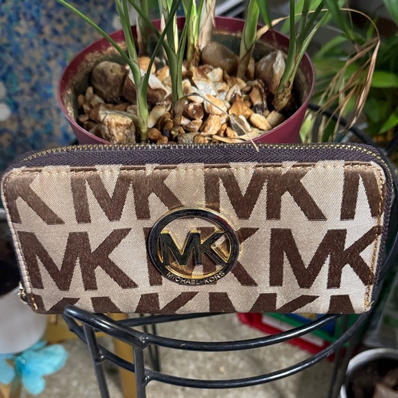 Michael Kors Handbags - Michael Kors Brown and Tan Logo Zip Wallet